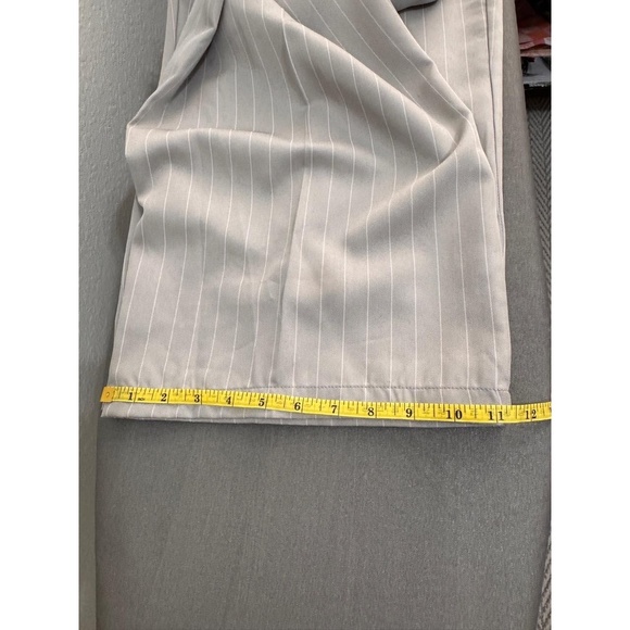 Gray Pinstripe Wide Leg  Pants 20W, High Rise, Classic Office Career Trousers - Picture 9 of 9